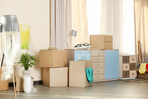 Man and van service in Notting Hill for local home moving
