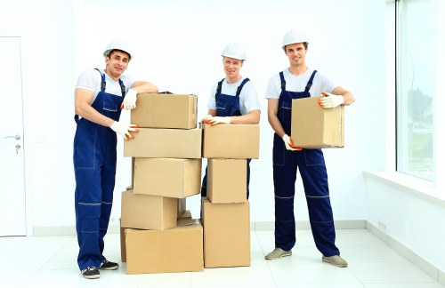 Different types of packing boxes used for relocation in Nottinghill