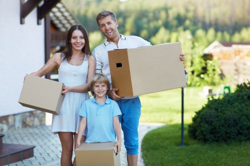 Secure loading and transport during a Nottinghill house move
