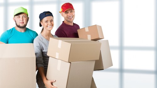 Efficient packing and seasonal storage in Nottinghill