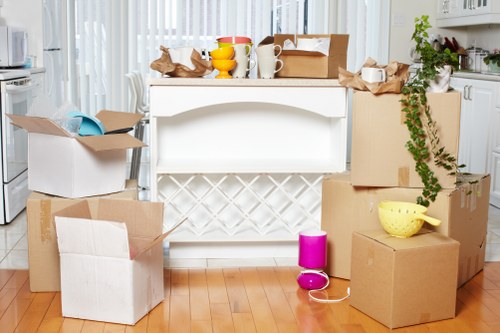 Final pricing and free quote information for a Notting Hill removals service