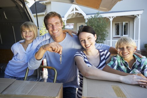 Clean and secure self storage in Nottinghill for personal items