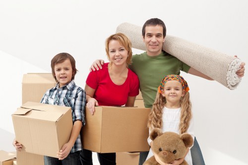 Affordable van moving service in Notting Hill neighborhood